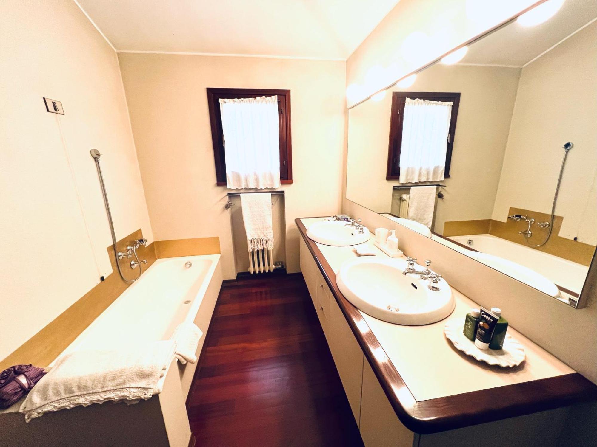 Opera Deluxe Bed & Breakfast Ravenna Luaran gambar